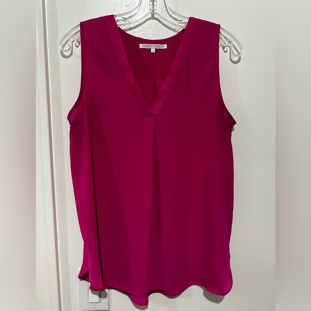 Women’s MED Violet & Claire Sleeveless Fuschia Blouse/Top, Excellent Condition